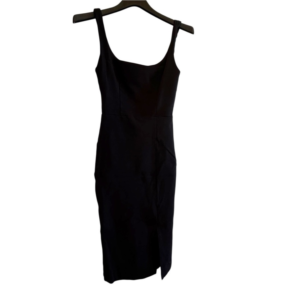 Elegant Black Socialite Sleeveless‎ Dress with 12”slit up the side and stretch